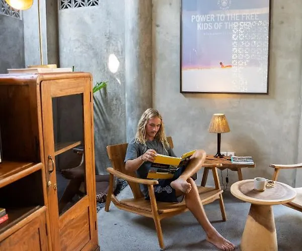 Bed & Breakfast Amantes Bingin