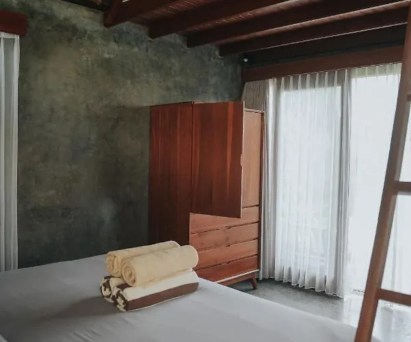 Bed & Breakfast Amantes Bingin
