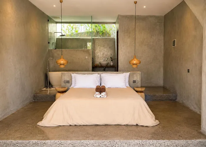 Bed & Breakfast Amantes Bingin 4*